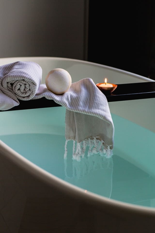 Luxurious Bath